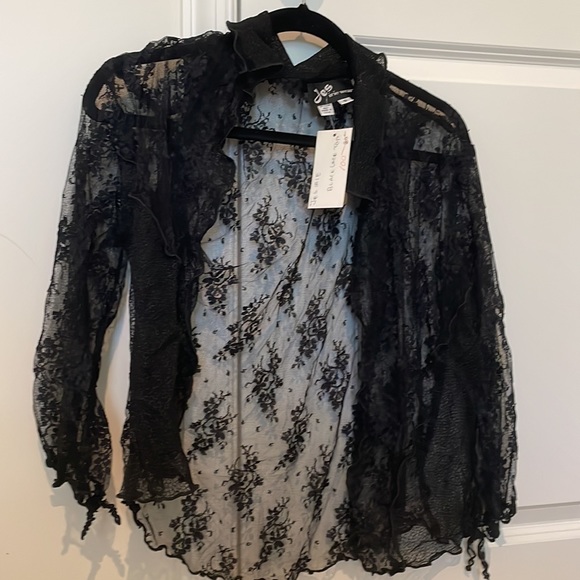 NWT Jes Irie Wear black lace top - Picture 3 of 6